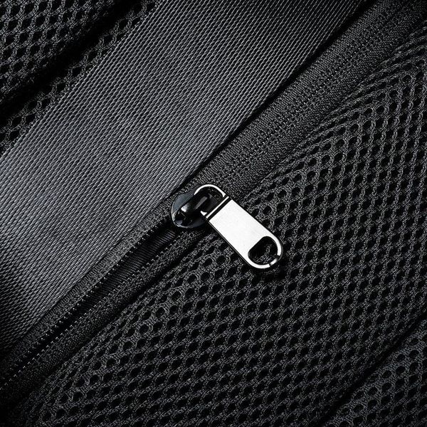 Городской вместительный рюкзак Mark Ryden Chicago с карманом для ноутбука и планшета черный 26 литров MR9116 фото 10