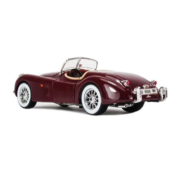 Коллекционная модель автомобиля Bburago Jaguar XK 120 (1951), масштаб 1:24, вишнёвый 18-22018 фото 3