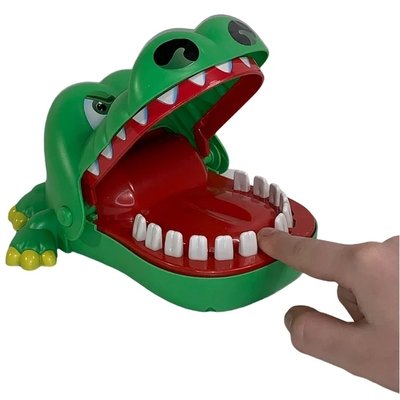 Інтерактивна гра для дітей Qunxing "Крокодил дантист" (натискати на зуби) фото 1