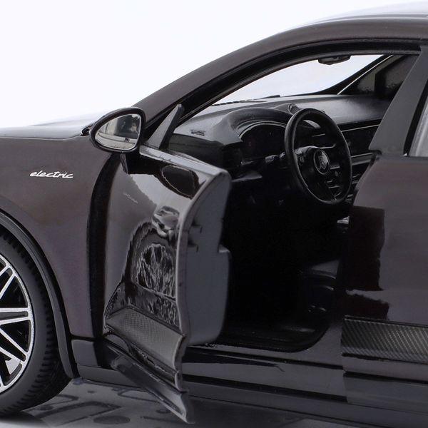 Колекційна модель автомобіля Bburago Porsche Macan 4 Electric, масштаб 1:24, чорний 18-21114 фото 4