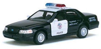 Машинка KINSMART Ford Crown Victoria Полиция KT5327W фото 1