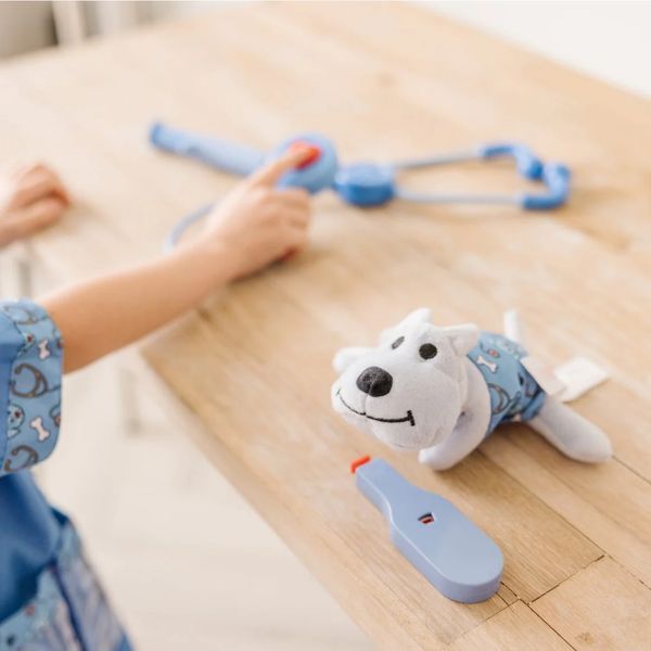 Дитячий карнавальний костюм Ветеринар Melissa&Doug для хлопчиків і дівчаток 3-6 років MD4850 фото 5