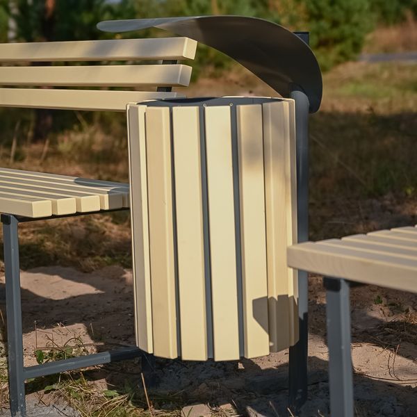 Урна вулична металева з кришкою на стійці Kidigo 52х36х118см фото 6