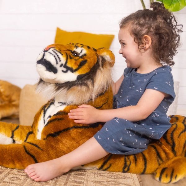 Гігантський плюшевий тигр 180 см Melissa & Doug MD12103 фото 7