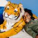 Гигантский плюшевый тигр, 180 см Melissa&Doug MD12103 фото 3