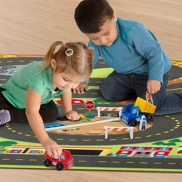 Великий ігровий килимок для дітей Melissa & Doug Траса з 4 дорожніми знаками 201&times;147 см MD5191 фото 6