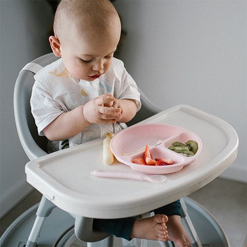 Дитяча силіконова мисочка для харчування 6м+ Babyono трьохсекційна з присоскою рожева фото 4