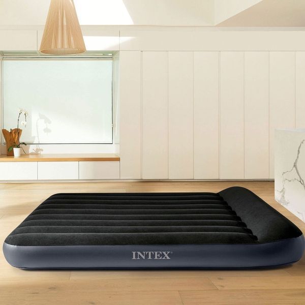 Велюровий надувний матрац для відпочинку та сну Intex подвійний з електронасосом 152х203х25см 64150 фото 5