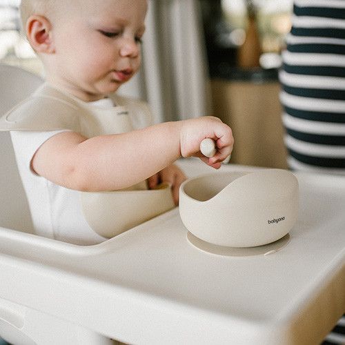 Детская силиконовая мисочка для кормления 6м+ Babyono с присоской бежевая фото 4