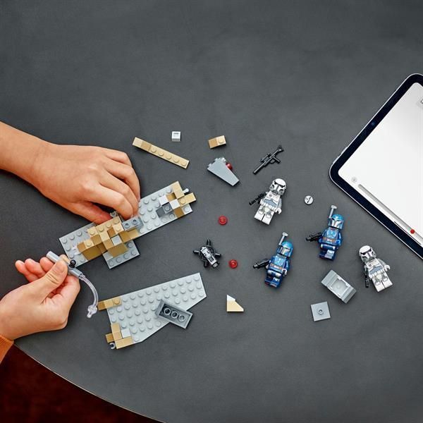 Конструктор LEGO Star Wars Бойовий комплект Засідка на Мандалорі 109 деталей з 5 років 75373 фото 9