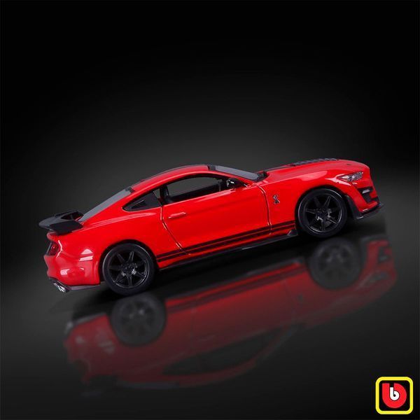 Колекційна модель автомобіля Bburago Ford Shelby GT500, масштаб 1:32, червоний 18-43050 фото 5