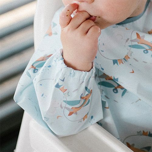 Детский нагрудник для кормления 6м+ Babyono Самолётики с рукавами и карманом, на липучке 74х36 см голубой фото 5