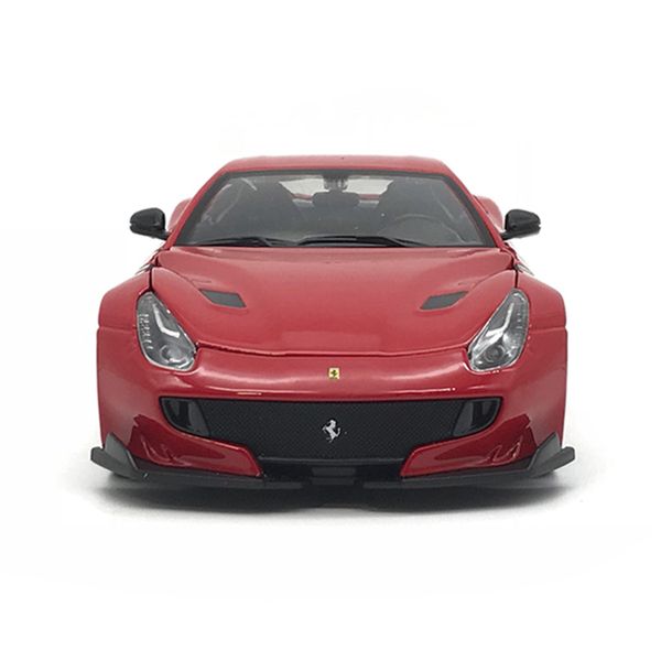Металева модель авто Ferrari F12tdf (Асорті Жовтий, Червоний 1:24) фото 7
