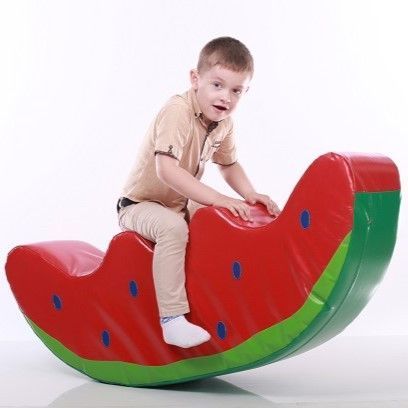 Детский мягкий игровой модуль - качалка Kidigo Арбузик 120х25х50 ПВХ / первичный поролон фото 3