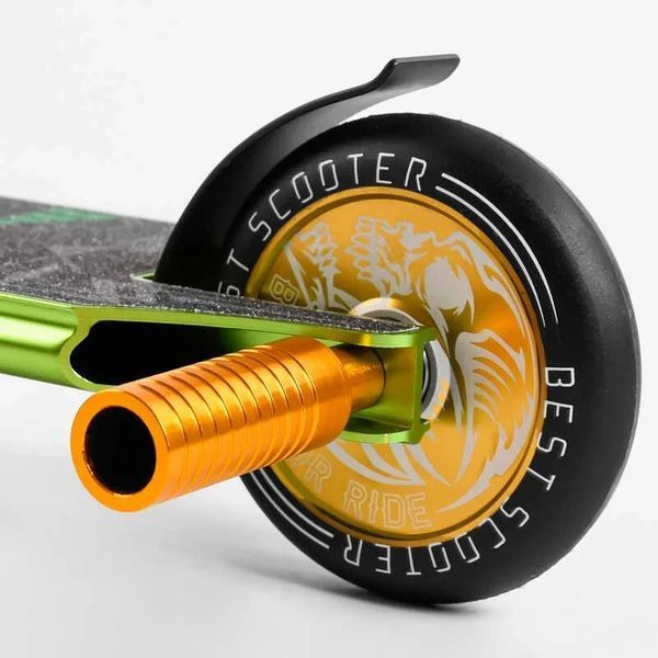 Трюковий самокат Best Scooter Snake`n`Skull HIC-система, пеги, анод, колеса 110 мм зелений 85784 фото 6